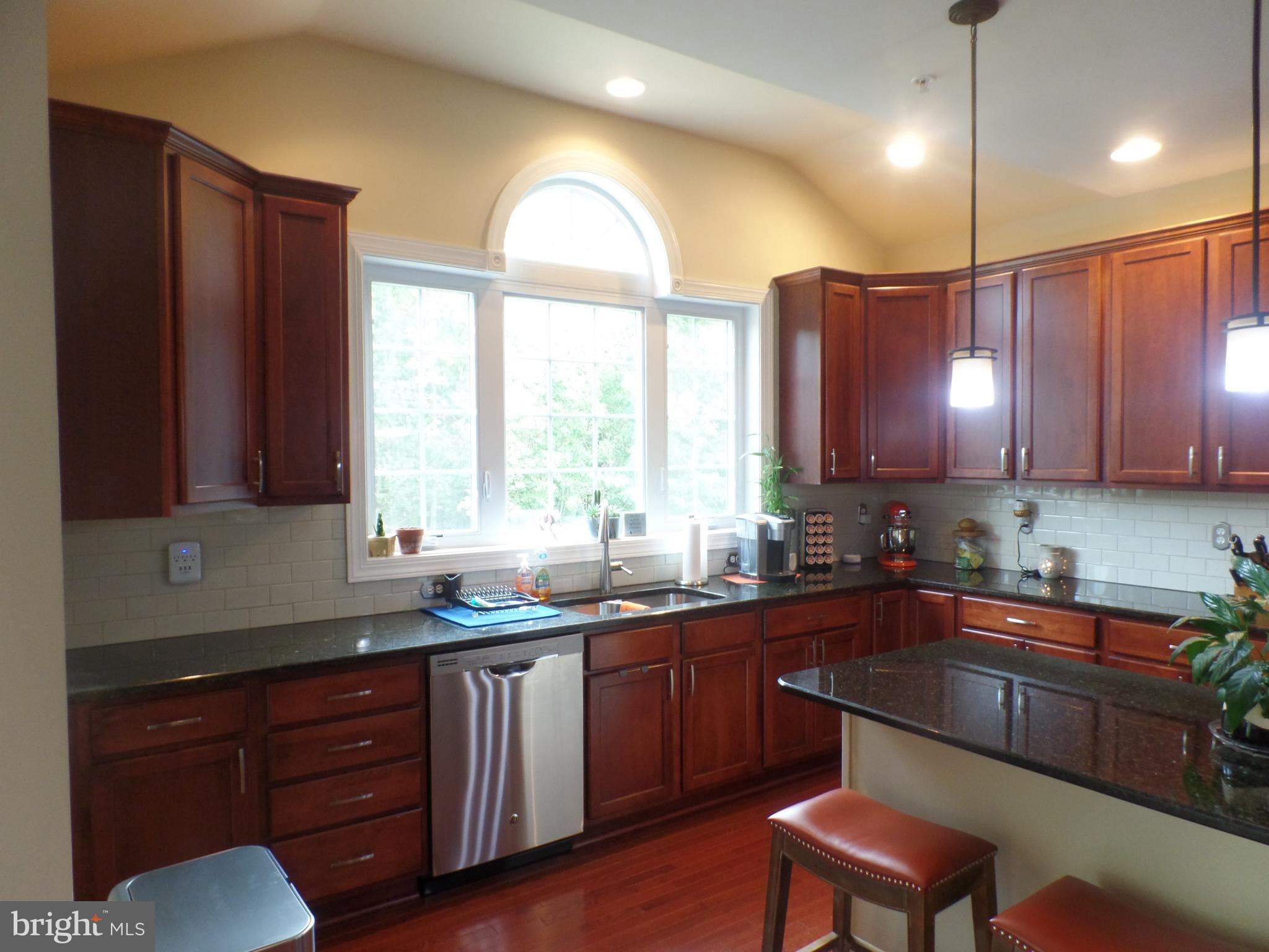 3902 Rolling Paddock Drive Upper Marlboro, MD 20772 - Photo 11 of 65