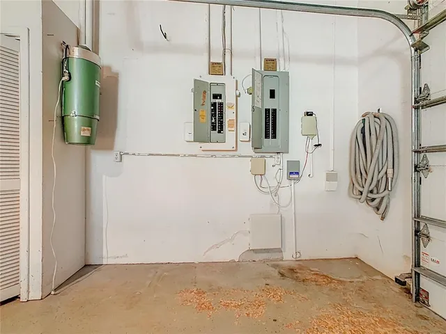 $697,000 | 35 Baywood Court, Palm Harbor, FL 34683