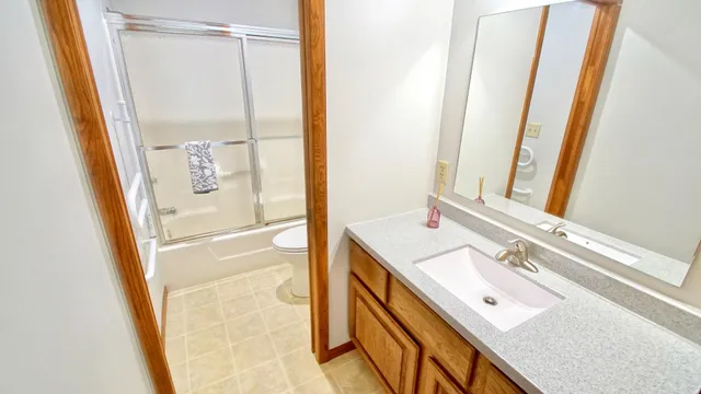 $260,000 | 186 Sargent Drive, Red Wing, MN 55066