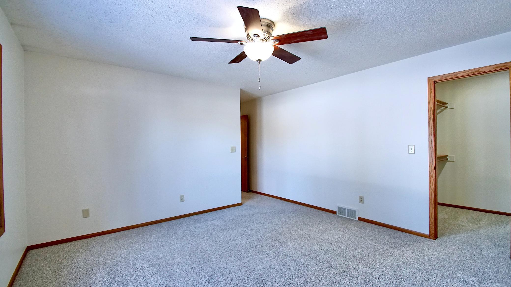 186 Sargent Drive Red Wing, MN 55066 - Photo 16 of 28