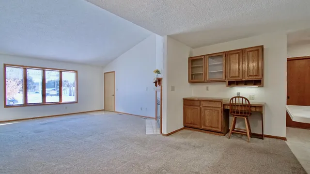 $260,000 | 186 Sargent Drive, Red Wing, MN 55066