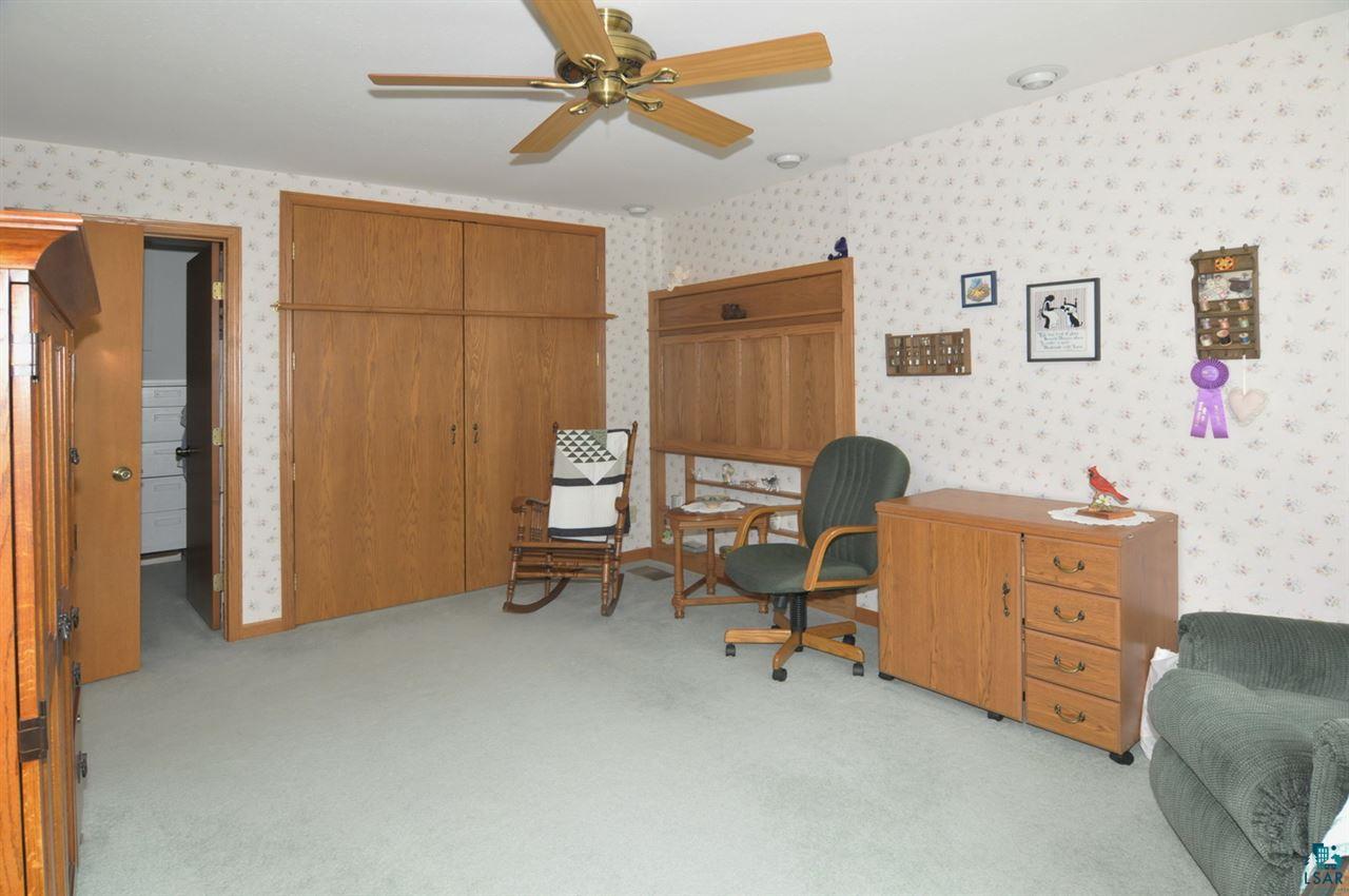 37431 Apostle Bay Road Bayfield, WI 54814 - Photo 11 of 49 Custom Oak Pull-down Bed Folding Hobby Table