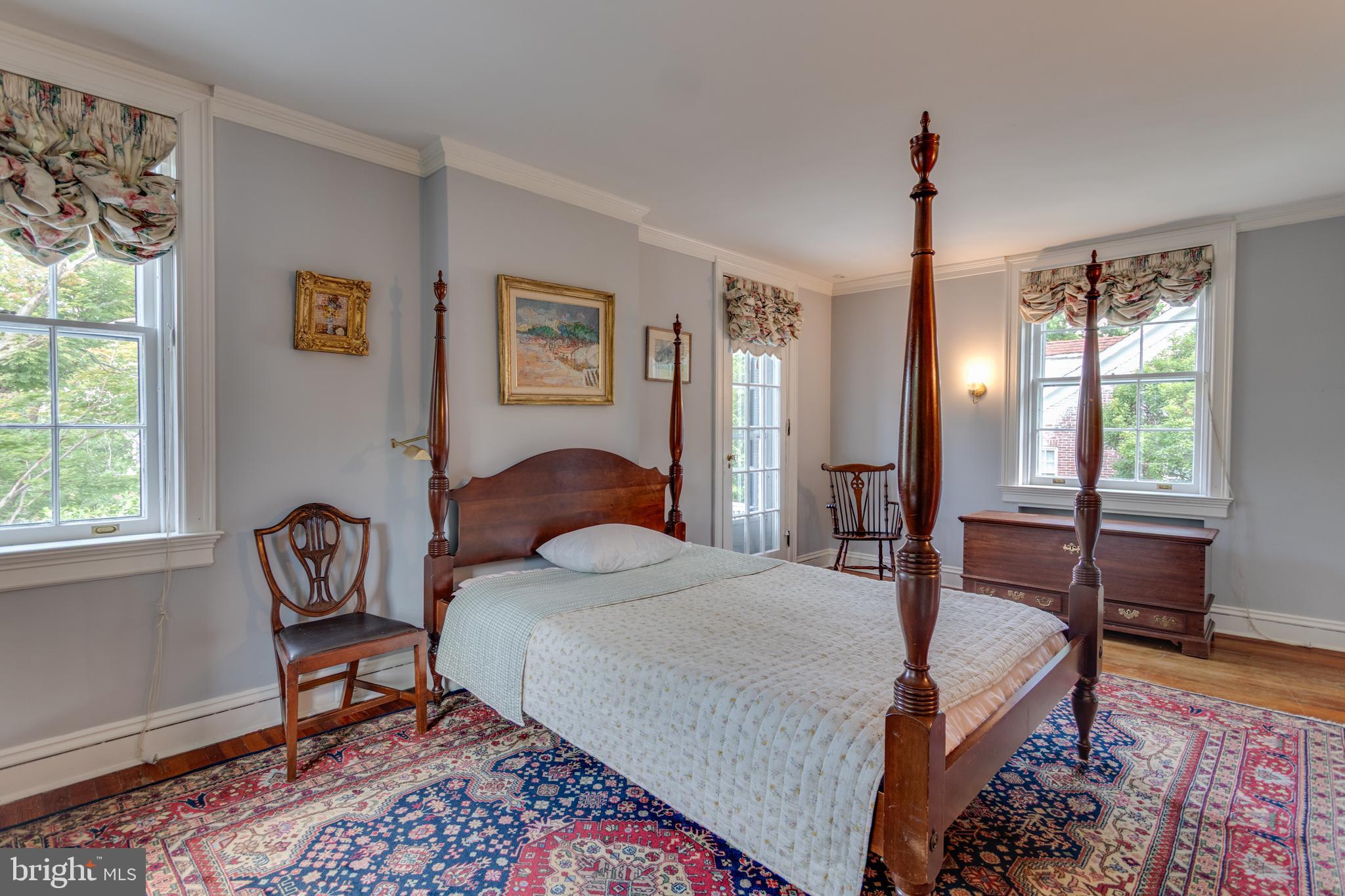 206 North View Terrace Alexandria, VA 22301 - Photo 15 of 37 a bedroom with a bed window and dresser