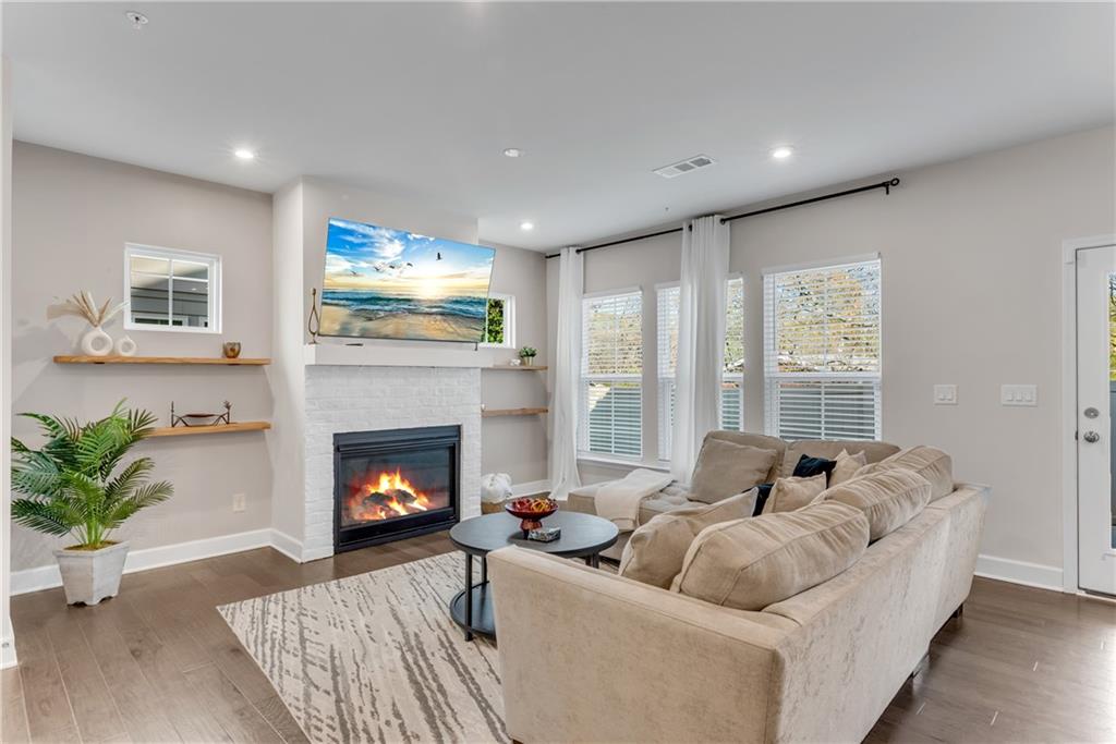 624 Spadina Road Marietta, GA 30060 - Photo 11 of 36