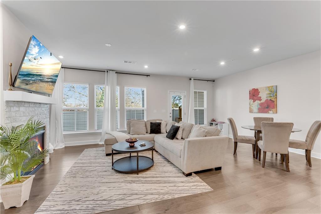 624 Spadina Road Marietta, GA 30060 - Photo 10 of 36