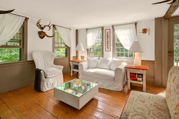 $950,000 | 50 Southbury Road, Roxbury, CT 06783