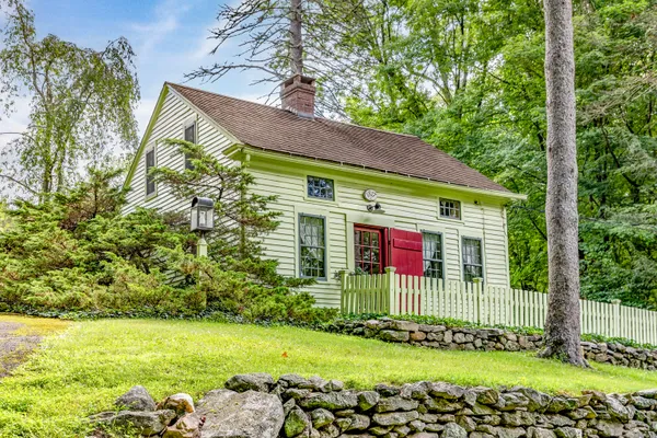 $950,000 | 50 Southbury Road, Roxbury, CT 06783