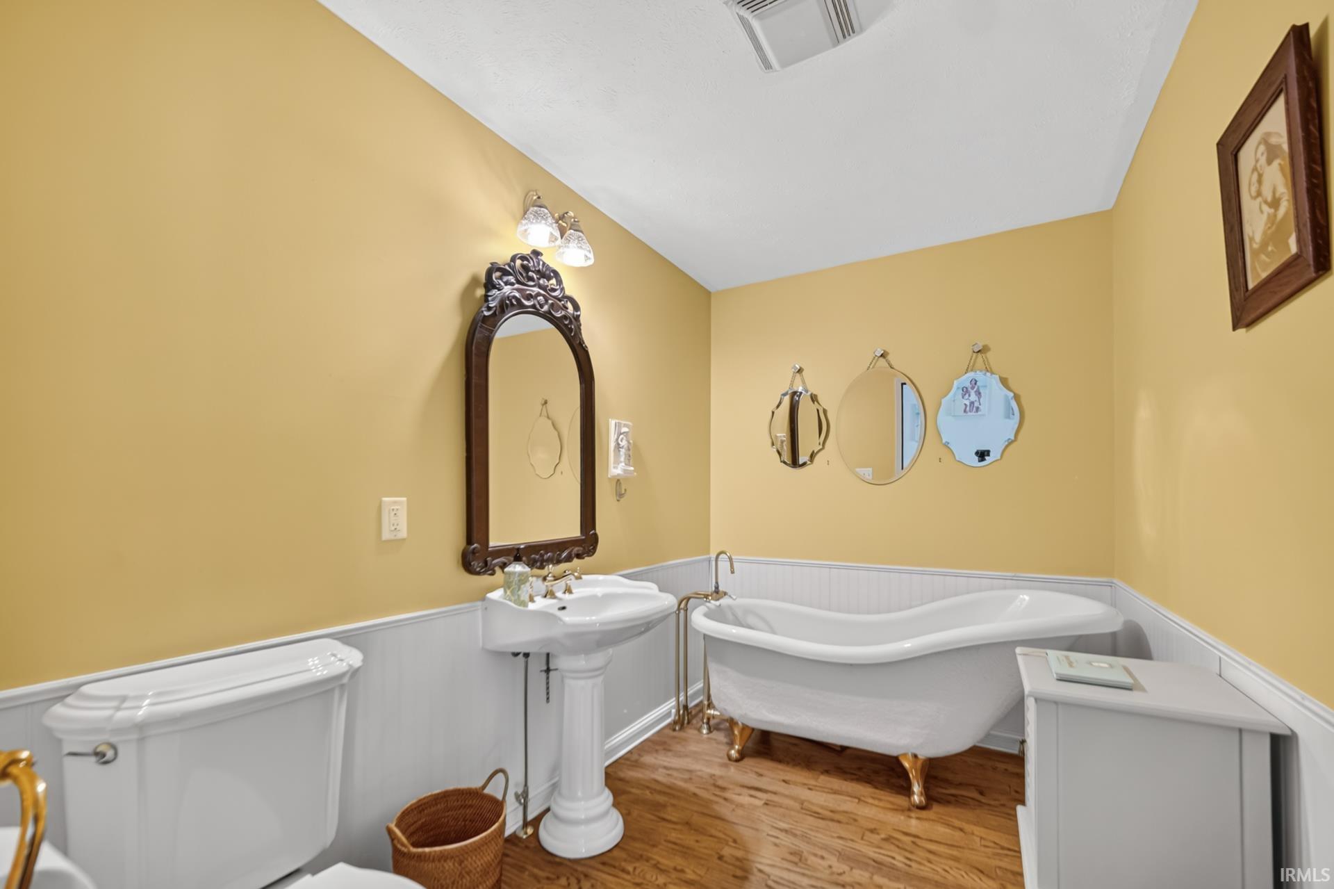 16290 Pretty Lake Road Plymouth, IN 46563 - Photo 21 of 47