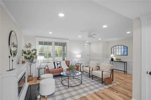 $1,200,000 | 216 Washington Road, Barrington, RI 02806