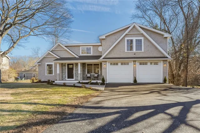 $1,200,000 | 216 Washington Road, Barrington, RI 02806