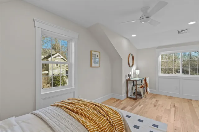 $1,200,000 | 216 Washington Road, Barrington, RI 02806