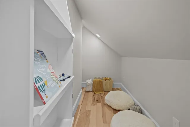 $1,200,000 | 216 Washington Road, Barrington, RI 02806