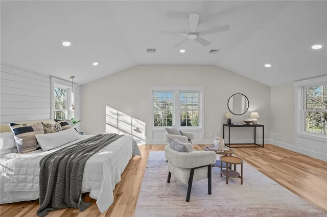 $1,200,000 | 216 Washington Road, Barrington, RI 02806