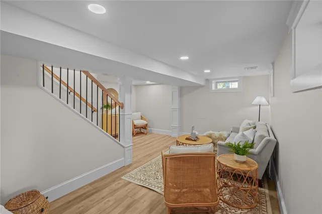 $1,200,000 | 216 Washington Road, Barrington, RI 02806