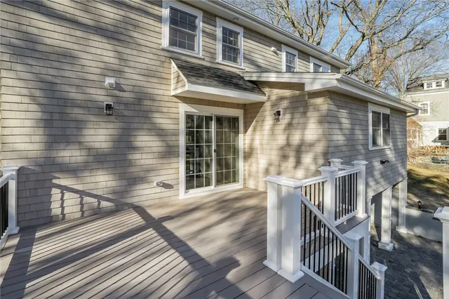 $1,200,000 | 216 Washington Road, Barrington, RI 02806