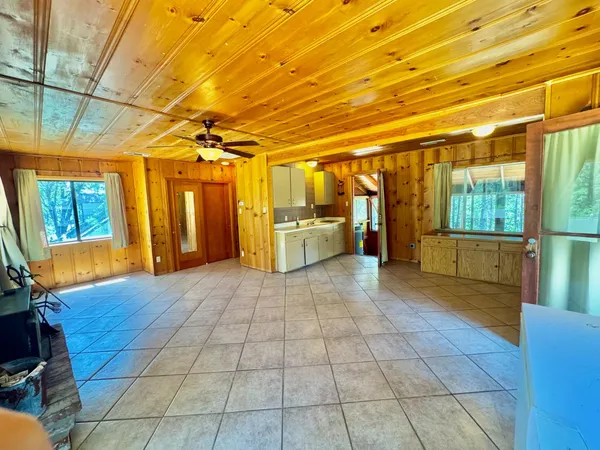 a view of a storage & utility room