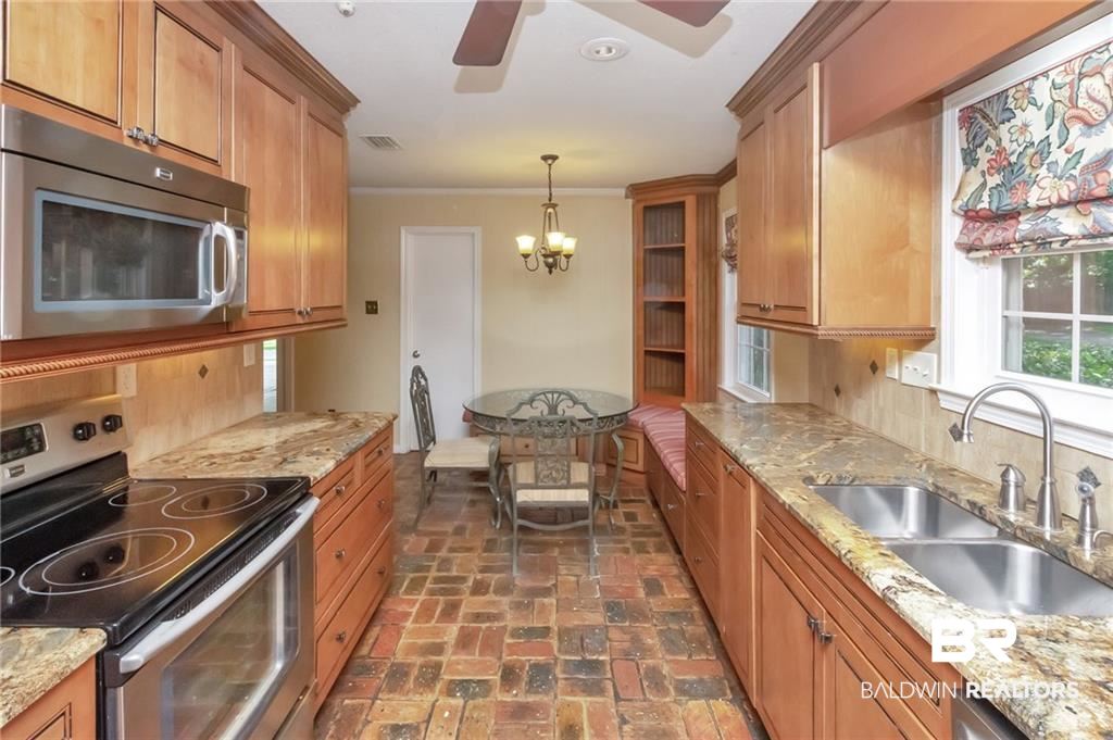 401 Hounds Run East Mobile, AL 36608 - Photo 6 of 42 Gallery Image 6