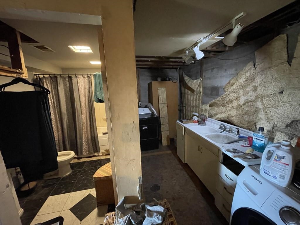 117 Easter Hill Drive Grand Junction, CO 81507 - Photo 17 of 21 a kitchen with stainless steel appliances granite countertop a refrigerator and a stove