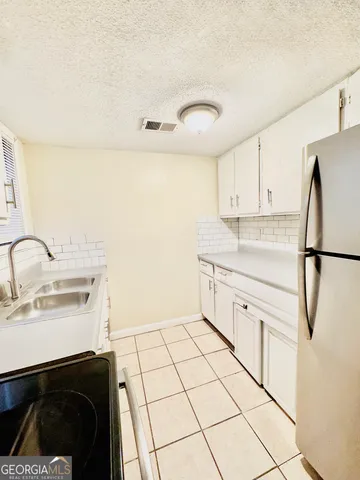 $1,100 | 4755 Yates Road, Unit 4A, College Park, GA 30337