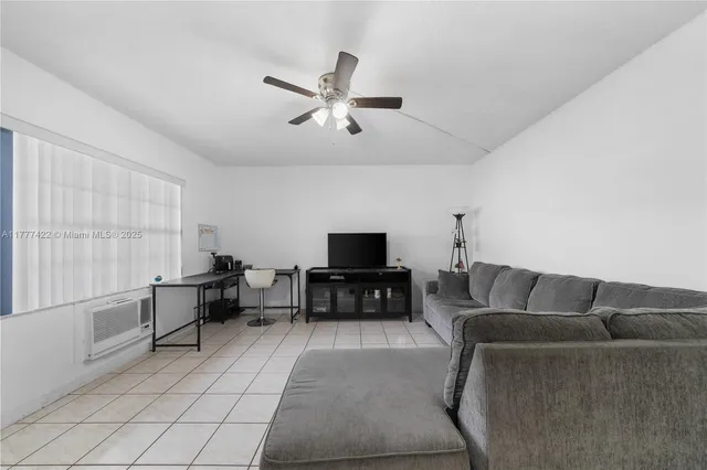 $89,000 | 16900 Northeast 14th Avenue, Unit 109, Miami, FL 33162