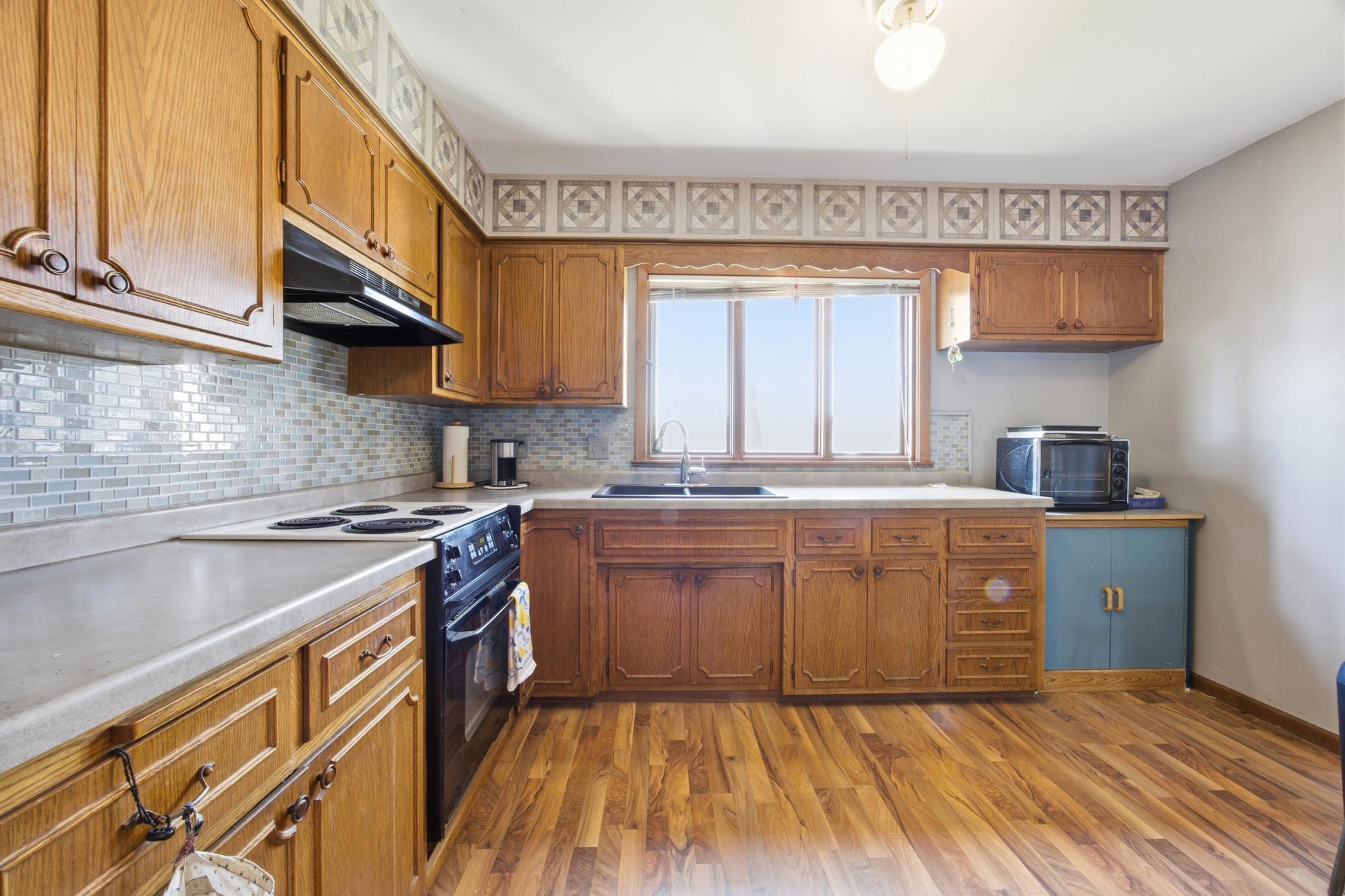 809 6th Avenue North, Unit C14 Fargo, ND 58102 - Photo 6 of 16