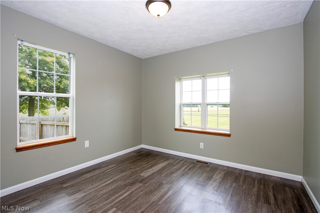 10964 Parmenter Road Burbank, OH 44214 - Photo 35 of 43