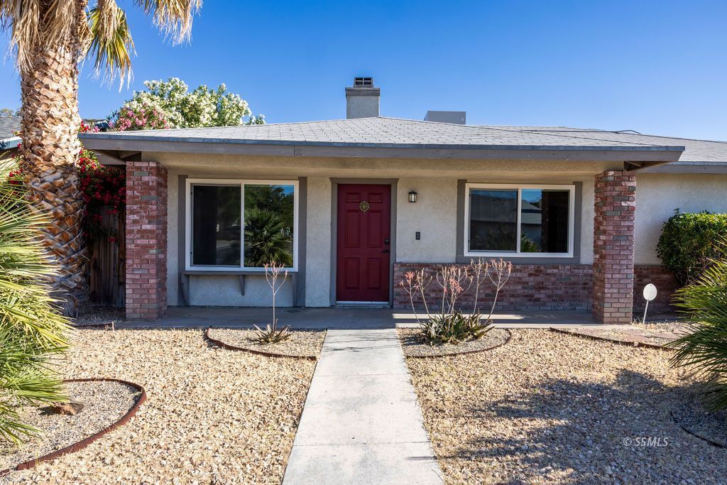 541 East Church Avenue Ridgecrest, CA 93555 - Photo 4 of 32