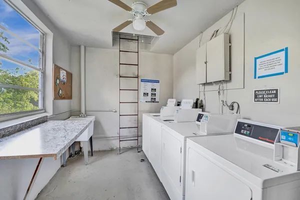 $190,000 | 9470 Poinciana Place, Unit 308, Davie, FL 33324