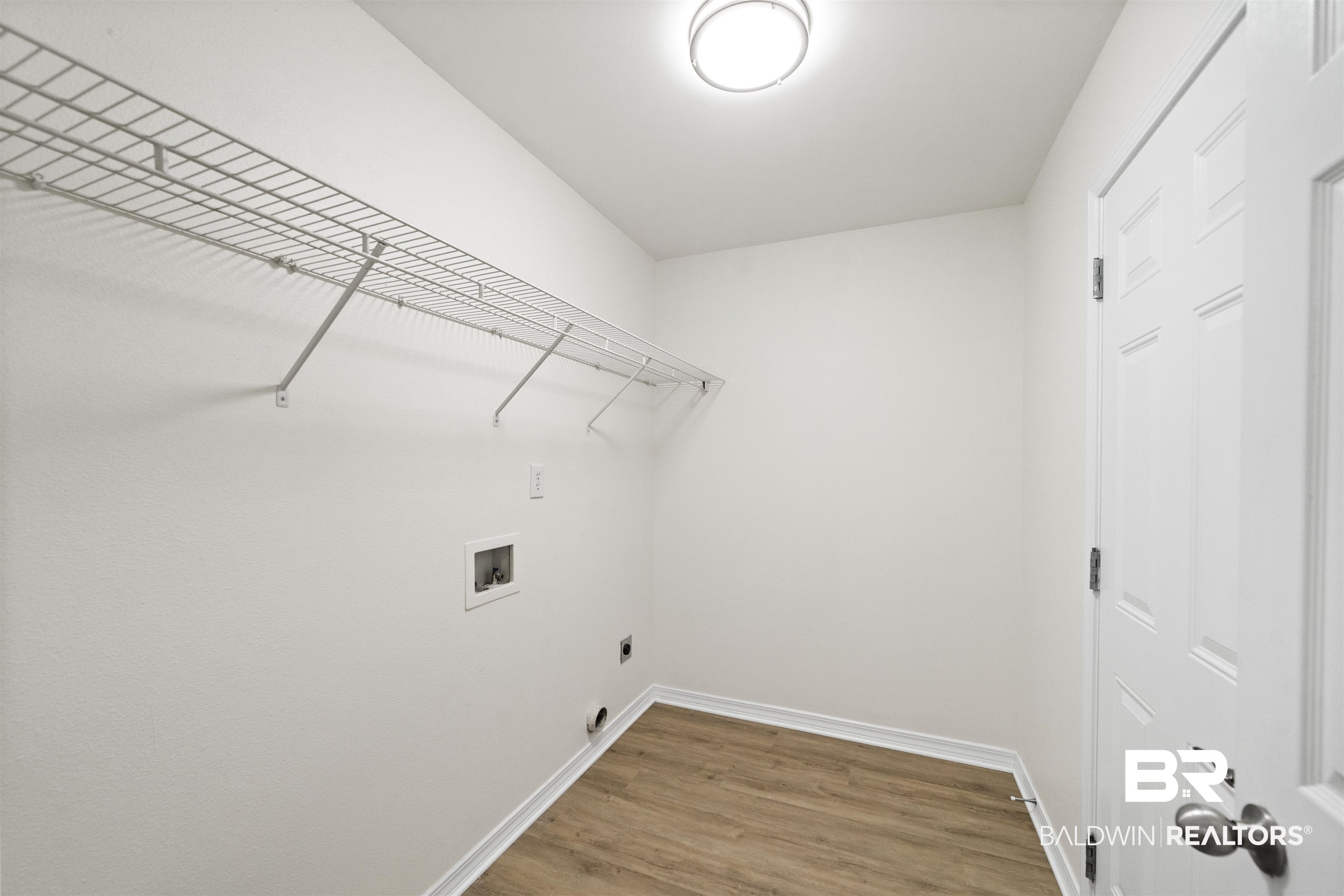 16063 Mansion Street Foley, AL 36535 - Photo 19 of 31 Laundry room