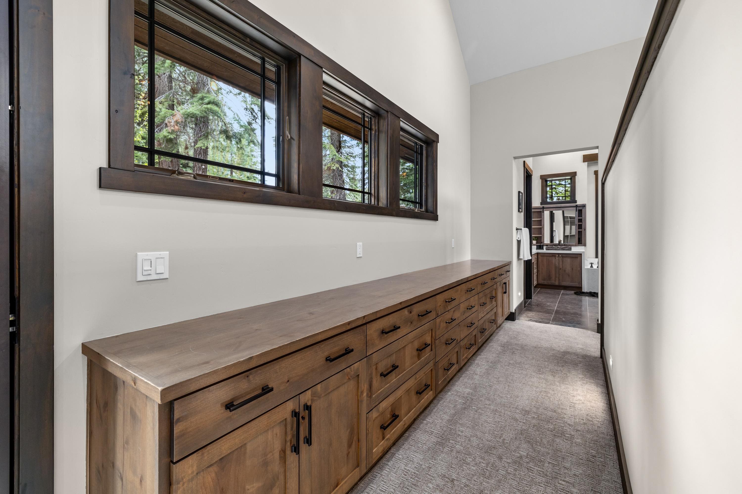 9355 Nine Bark Road Truckee, CA 96161 - Photo 19 of 21 a view of an entryway