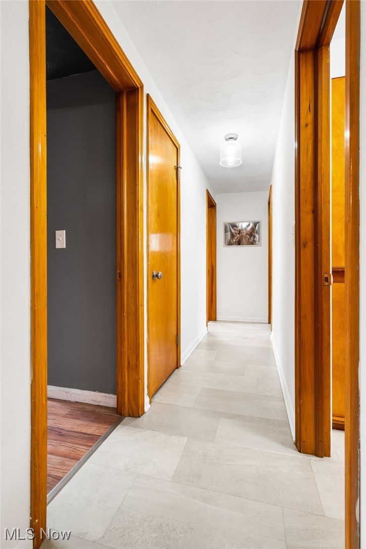 4727 15th Street Northwest Canton, OH 44708 - Photo 25 of 37 Corridor featuring baseboards