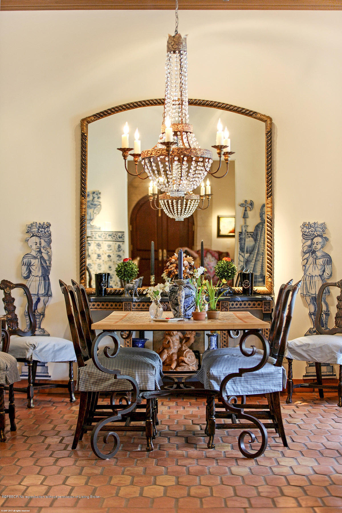 1 Golfview Road Palm Beach, FL 33480 - Photo 14 of 38 a view of a dining room with furniture