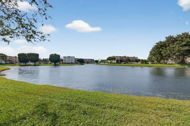 $99,999 | 4030 Lincoln B, Boca Raton, FL 33434