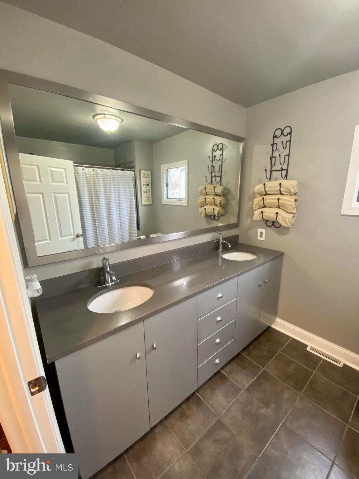 625 Good Intent Road Blackwood, NJ 08012 - Photo 24 of 49 Double Bowl Vanity