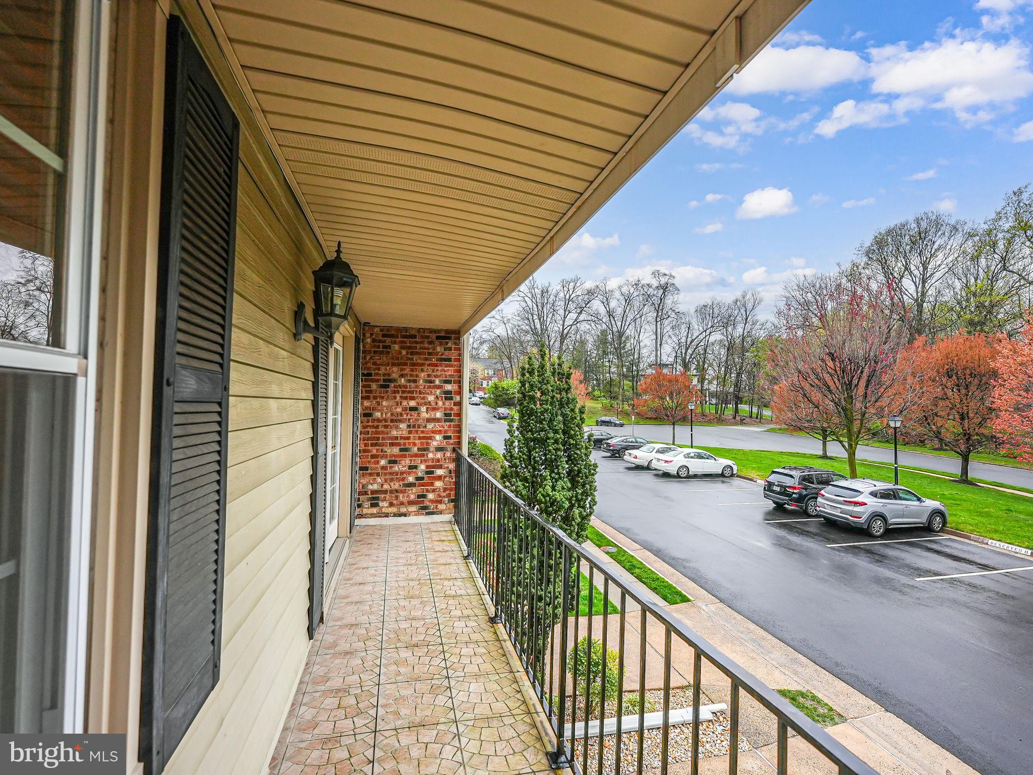 8573 Raglan Road Vienna, VA 22182 - Photo 11 of 13 Gallery Image 11