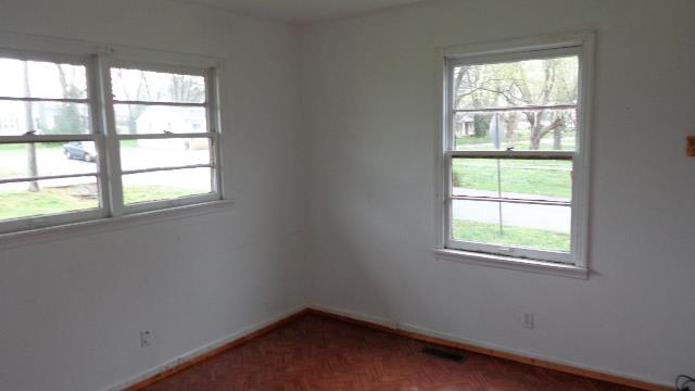 1803 John L Patterson Street Springfield, TN 37172 - Photo 5 of 7 Gallery Image 5