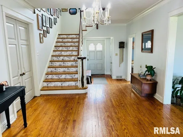 $359,000 | 603 Country Club Drive, Hannibal, MO 63401