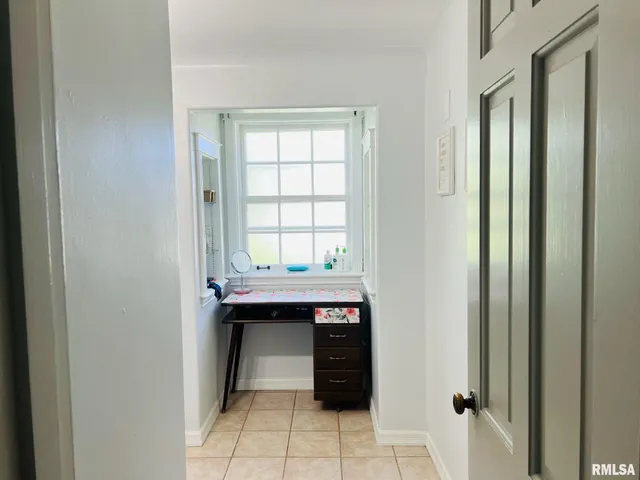 $359,000 | 603 Country Club Drive, Hannibal, MO 63401