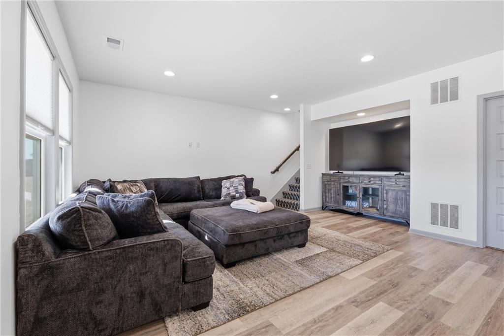 4841 Shady Bend Road Leavenworth, KS 66048 - Photo 27 of 44