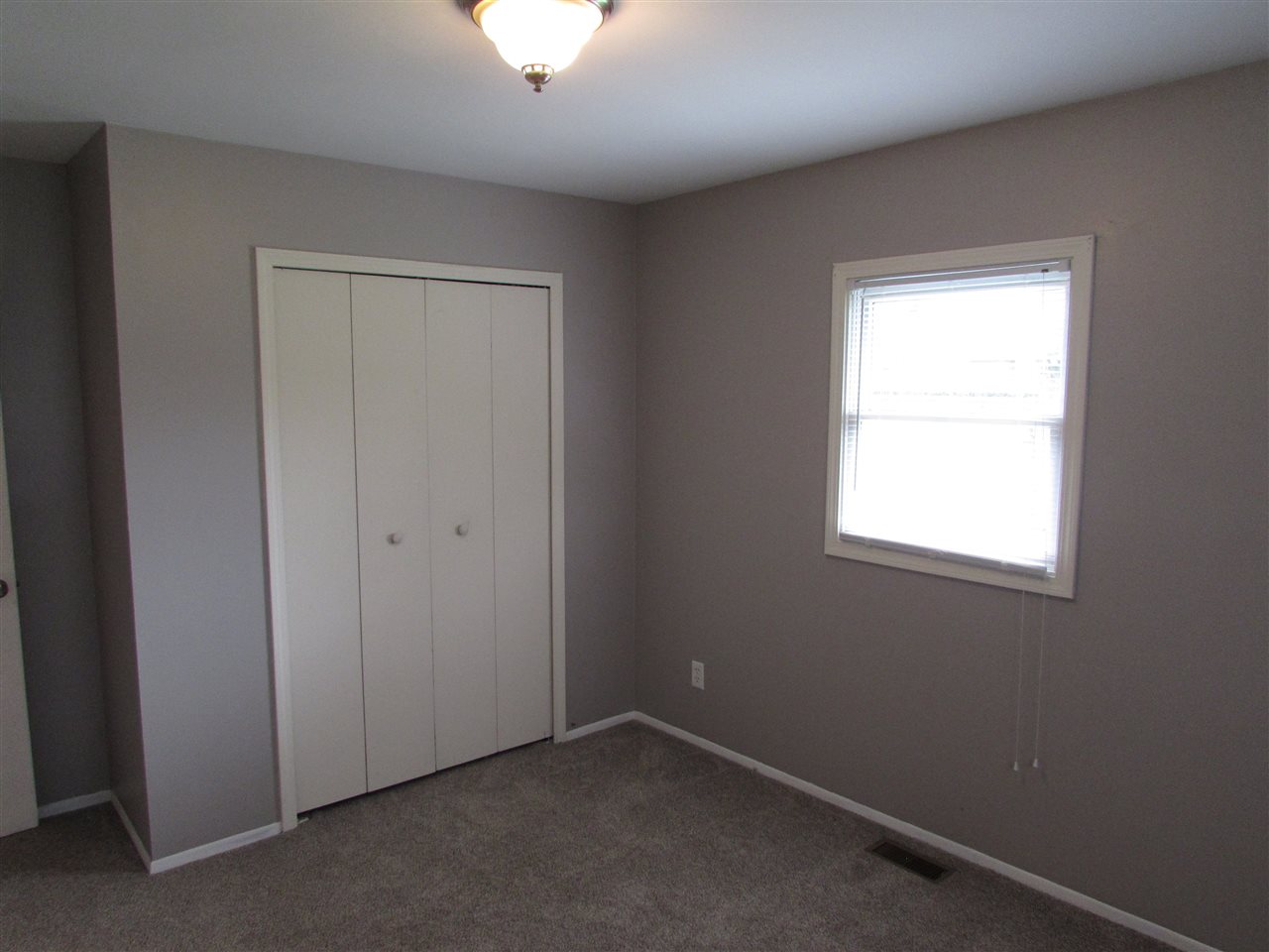 3236 Grant Rochester, MI 48309 - Photo 23 of 33 31346555-26.JPG