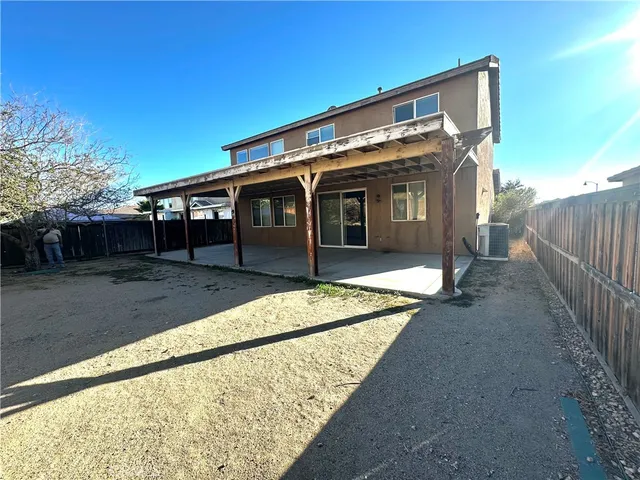 $2,590 | 13168 Dixon Street, Victorville, CA 92392