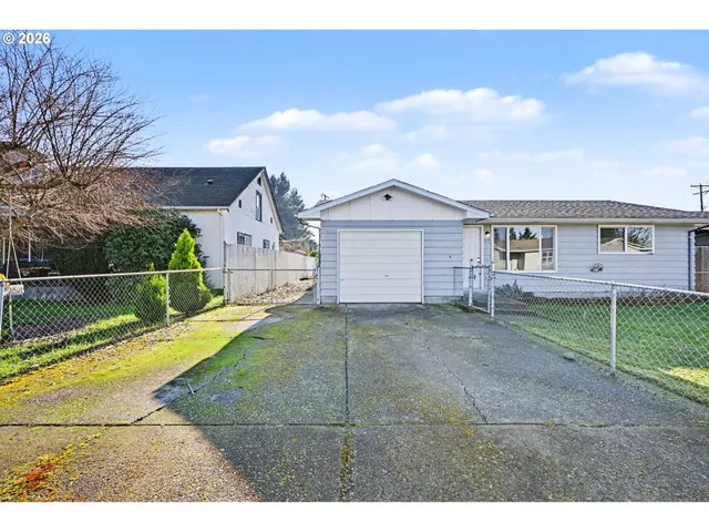 $389,900 | 325 West N Street, Springfield, OR 97477