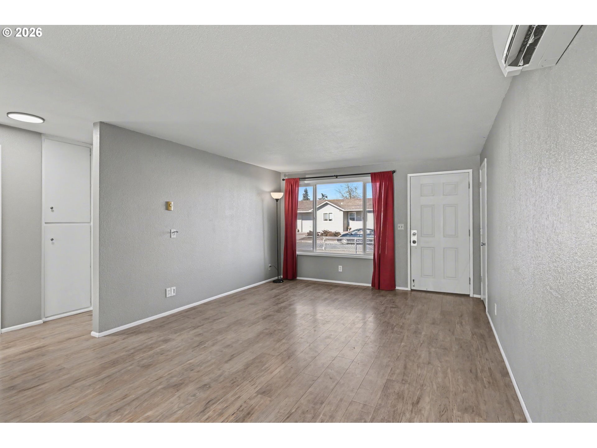 325 West N Street Springfield, OR 97477 - Photo 10 of 44