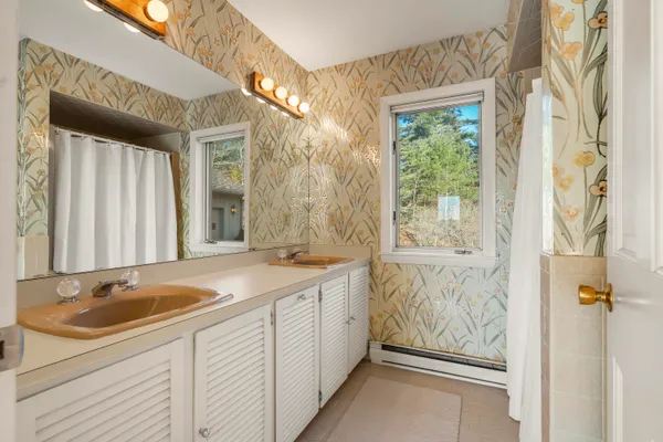 $1,690,000 | 153 Back Shore Road, Bristol, ME 04564