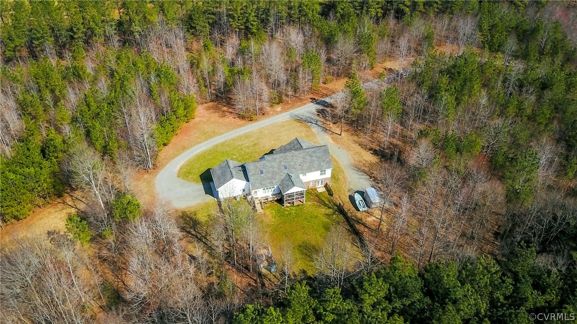 3982 County Line Road Kents Store, VA 23084 - Photo 34 of 49 a view of a swimming pool with a yard