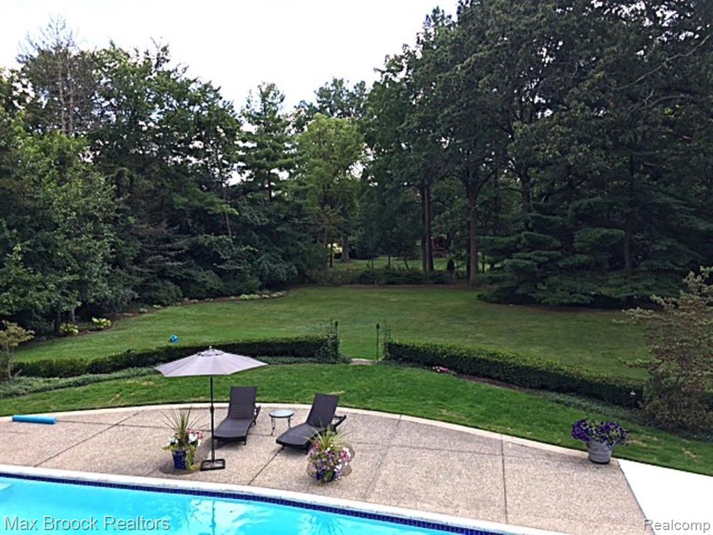 2085 Quarton Road Bloomfield Hills, MI 48301 - Photo 26 of 55