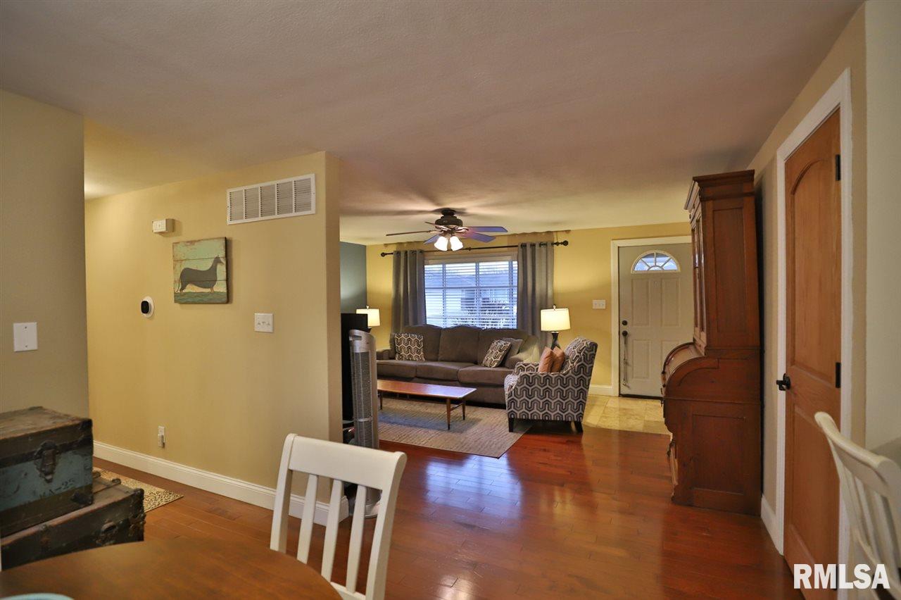 5215 West Airways Road Peoria, IL 61607 - Photo 14 of 36 Gallery Image 14
