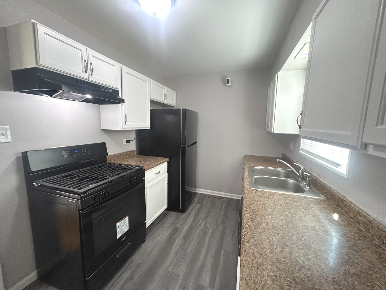 2058 Downey Road Homewood, IL 60430 - Photo 6 of 23