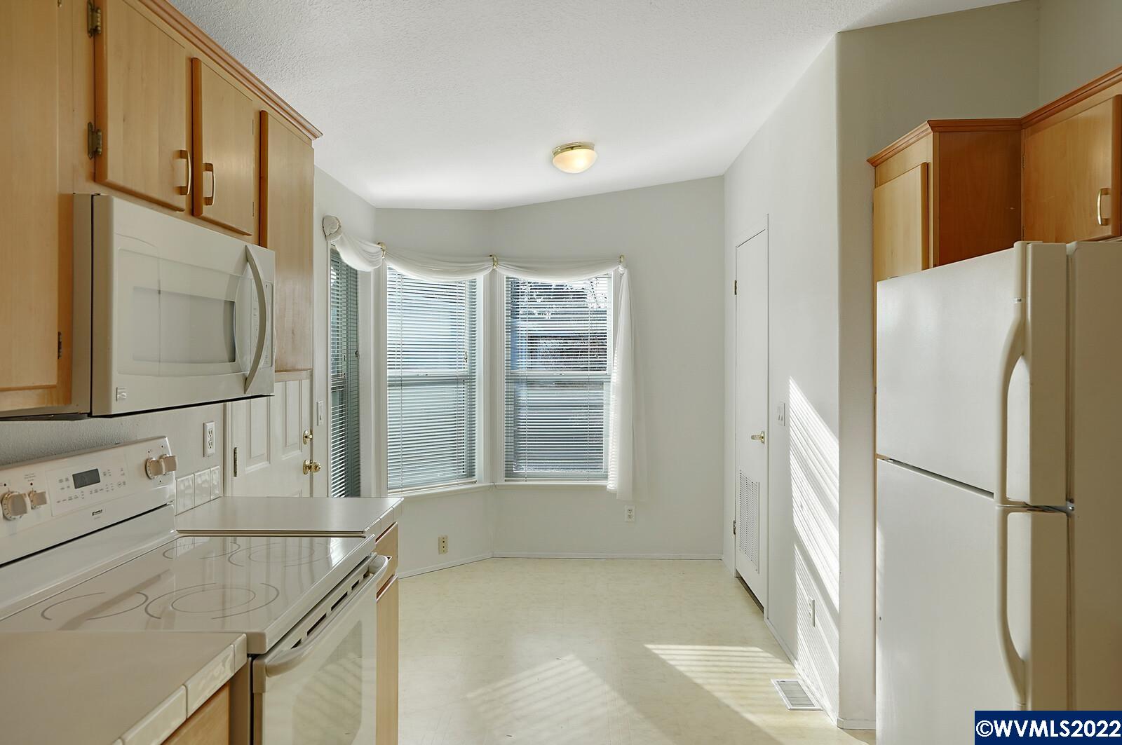 1630 Wallace Road Northwest, Unit 16 Salem, OR 97304 - Photo 20 of 33 Gallery Image 20
