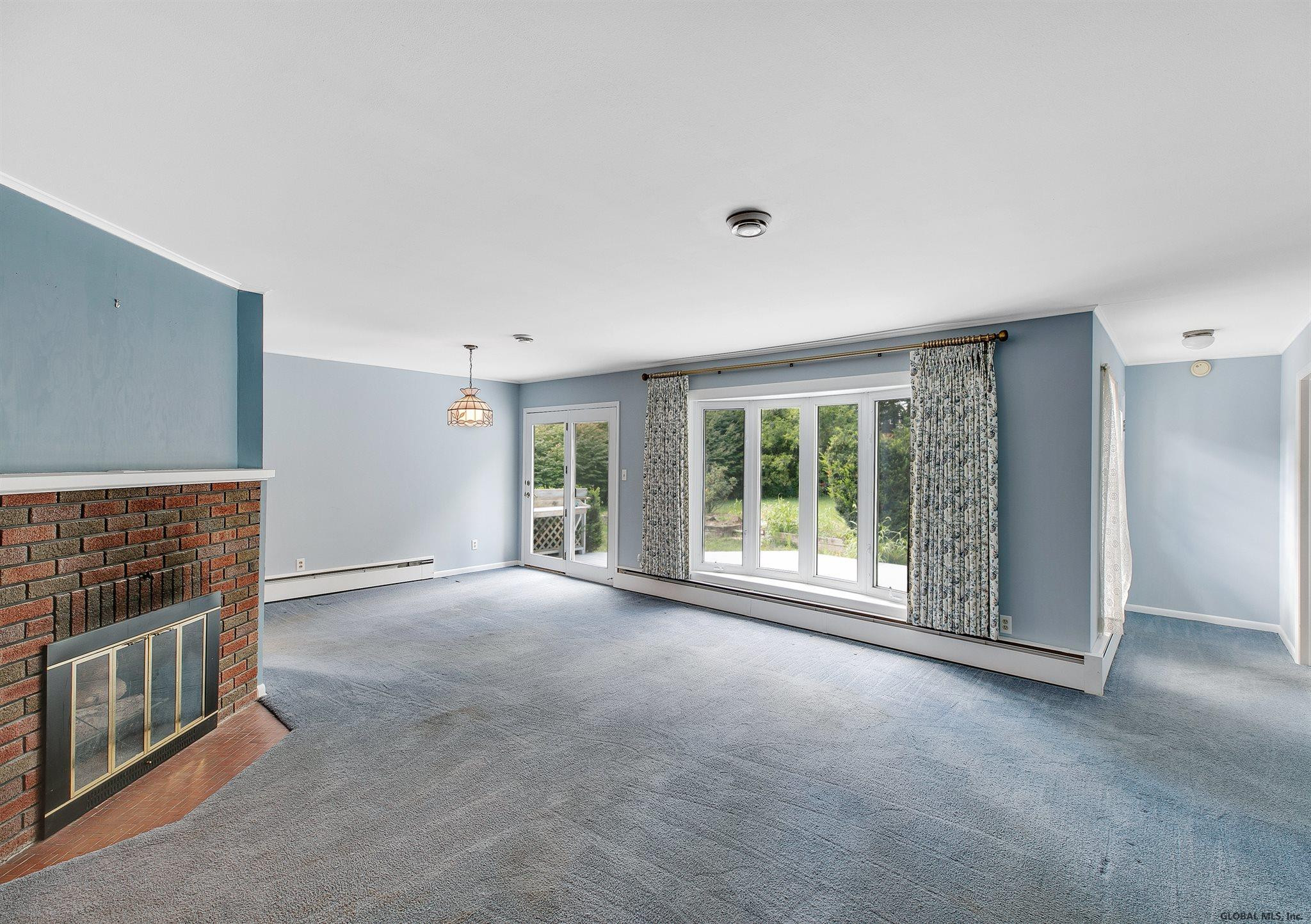 1025 Wtry Road Niskayuna, NY 12309 - Photo 5 of 32 Photo 5